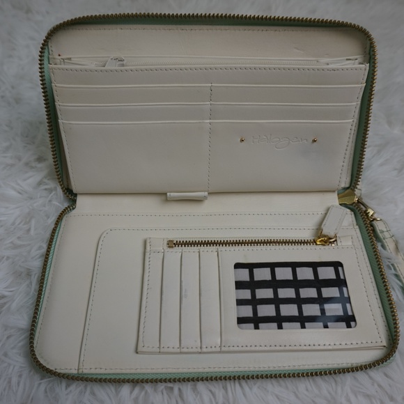 Halogen Zip Around Wristlet Clutch Wallet - Picture 4 of 6